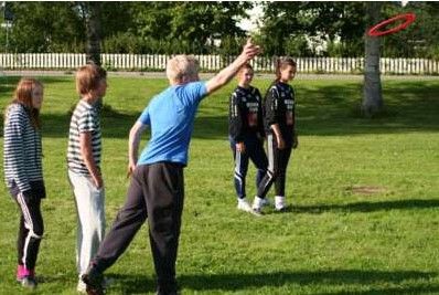 Frisbee Relay
