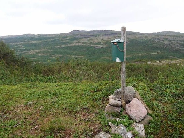 Hiking Boxes