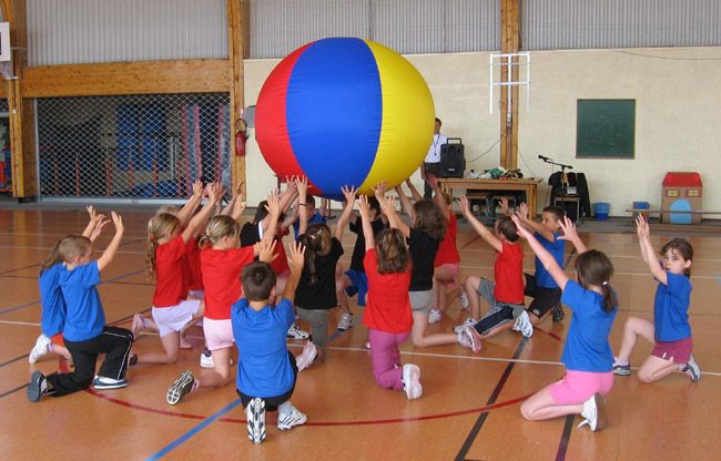Kin-ball